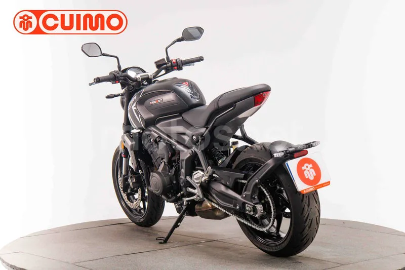 Triumph Trident 660 - Vista 8