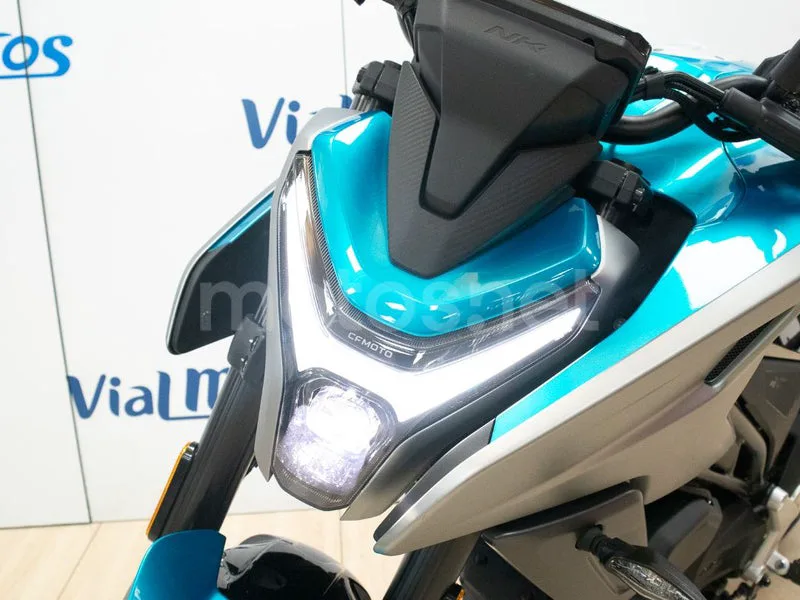 CFMOTO 125 NK - Vista 6