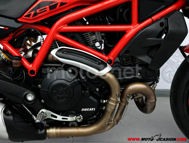 Ducati Monster 797 - Vista 5
