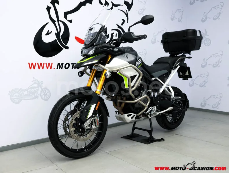 Triumph Tiger 900 - Vista 7