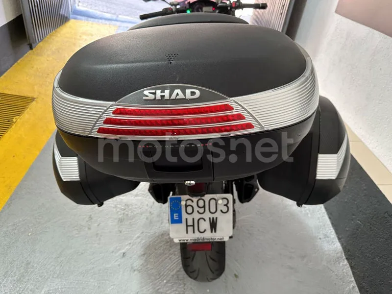 Kawasaki Z1000 SX - Vista 18
