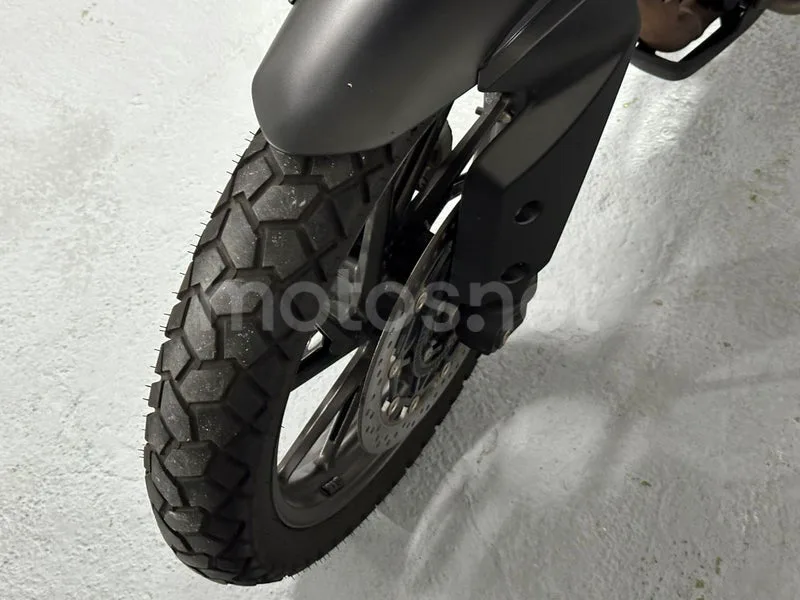 Triumph Tiger 900 - Vista 23