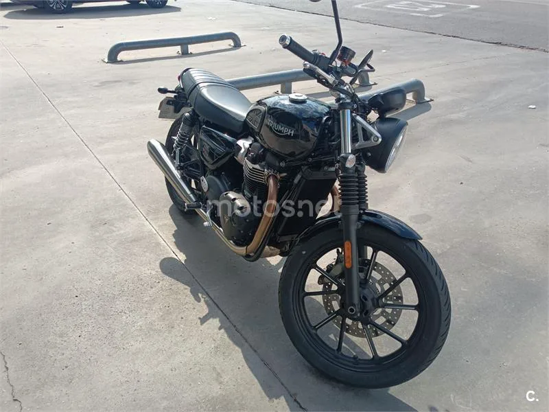 Triumph Speed Twin 900 - Vista 9