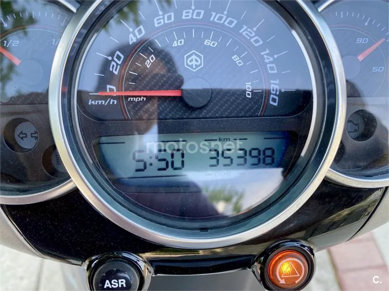 Piaggio Beverly Sport Touring 350 - Vista 4