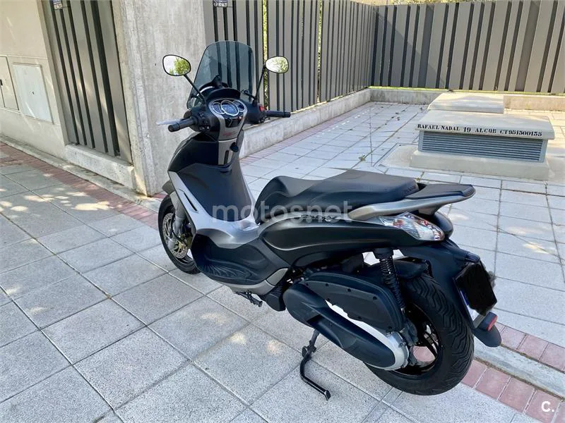 Piaggio Beverly Sport Touring 350 - Vista 6
