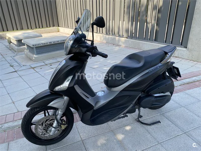 Piaggio Beverly Sport Touring 350 - Vista 8