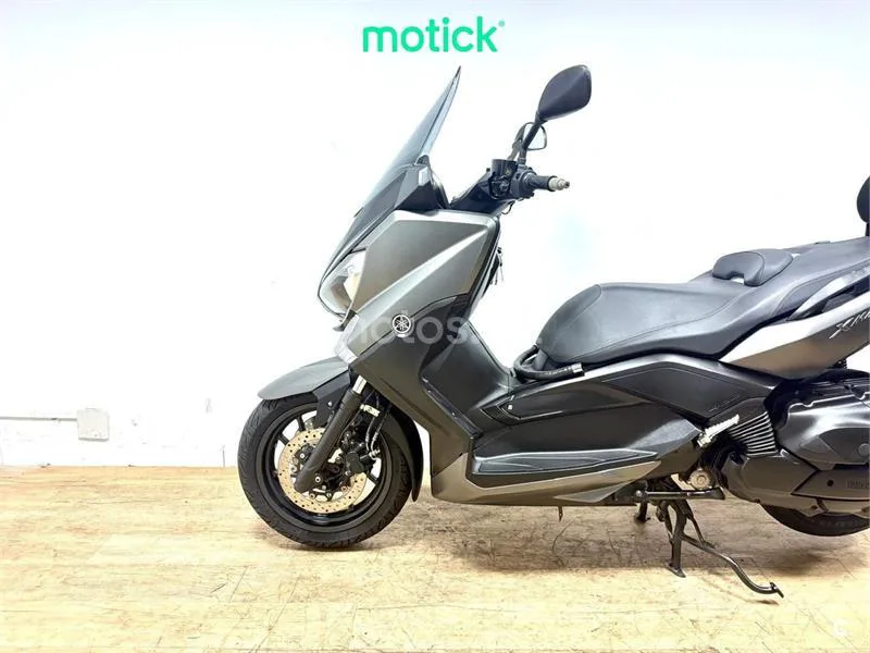 Yamaha XMAX 400 - Vista 8
