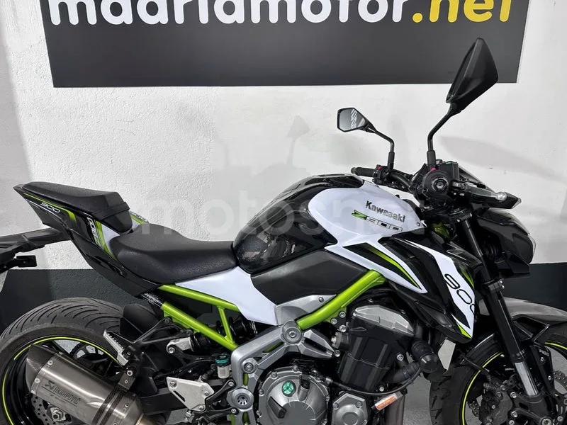 Kawasaki Z900 - Vista 7
