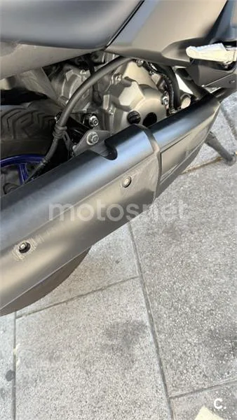 Yamaha XMAX 300 - Vista 6