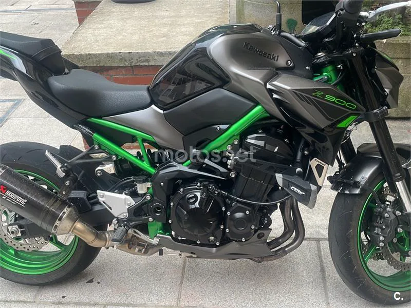 Kawasaki Z900 - Vista 3