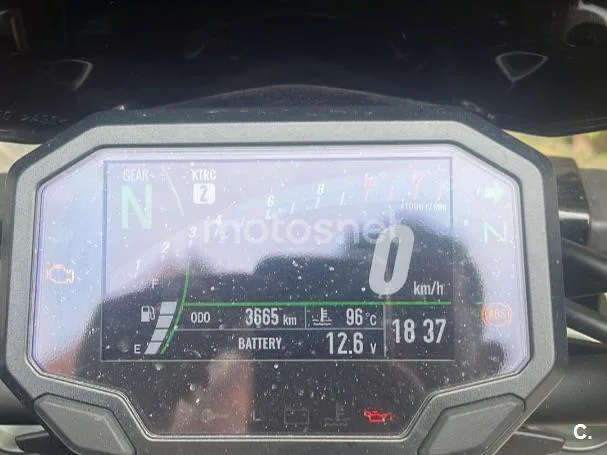 Kawasaki Z900 - Vista 5