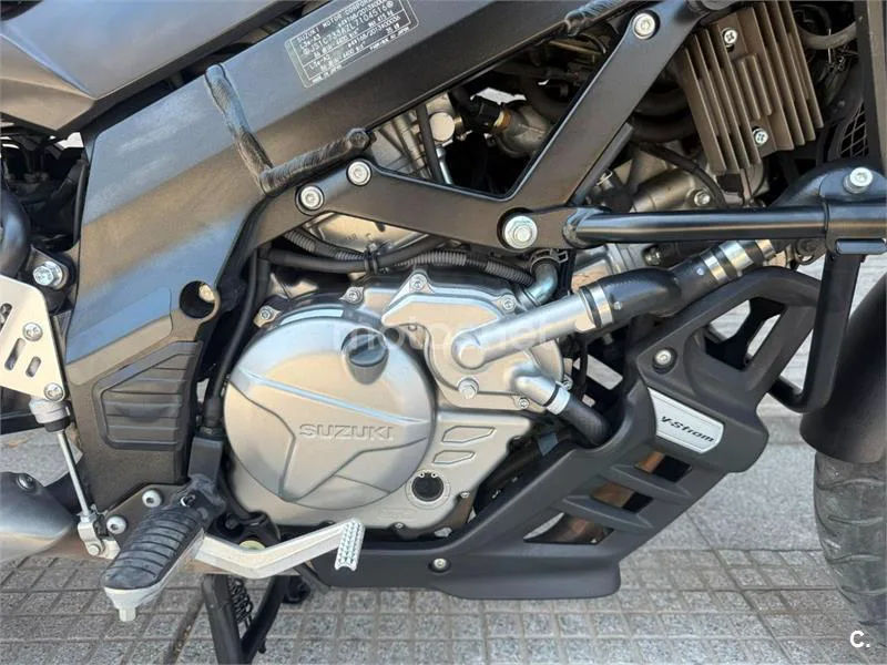 Suzuki V-Strom 650XT - Vista 11
