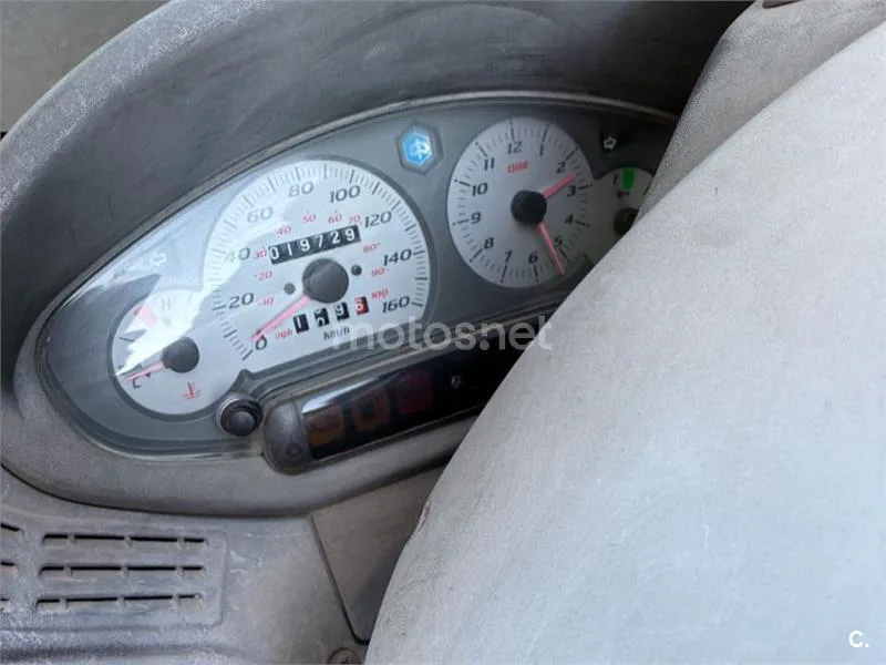 Piaggio X8 200 - Vista 4