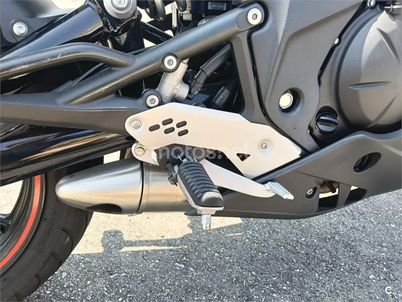 Kawasaki ER-6f - Vista 8