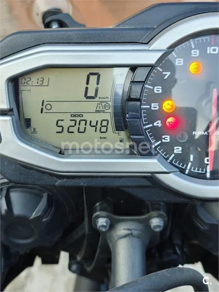 Triumph Tiger 800 XC - Vista 10