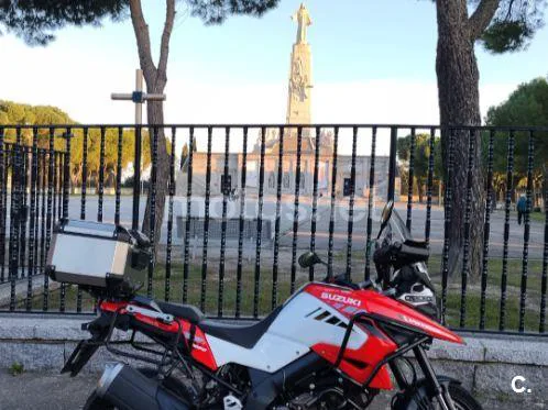 Suzuki V-Strom 1050 - Vista 4