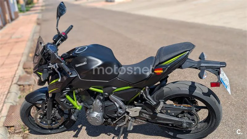 Kawasaki Z650 - Vista 4