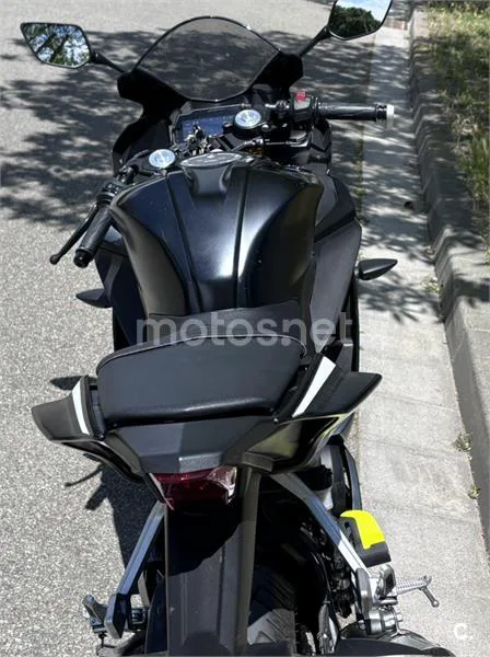 Yamaha YZF-R125 - Vista 3