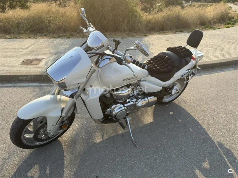 Suzuki Intruder M1800R - Vista 3