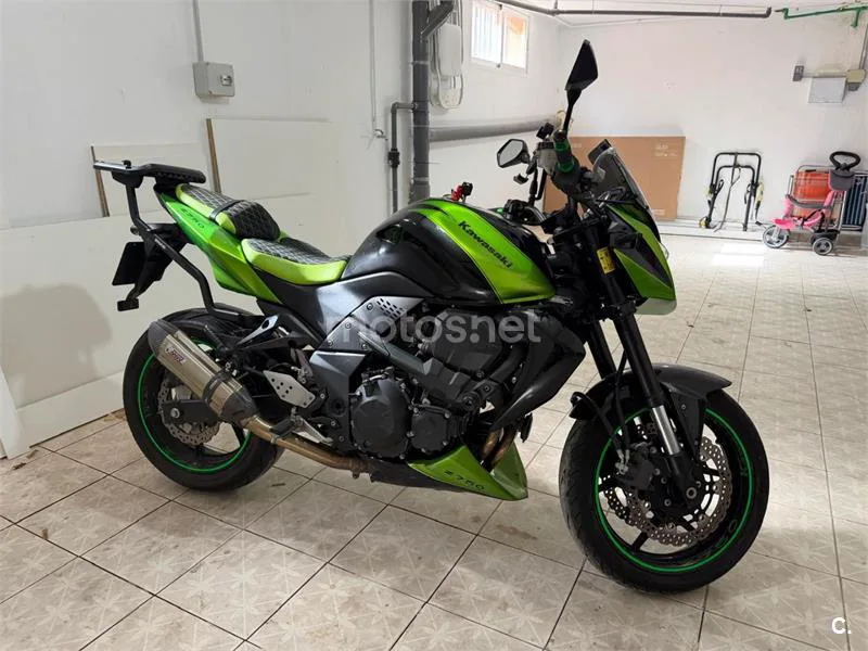 Kawasaki Z750 - Vista 3