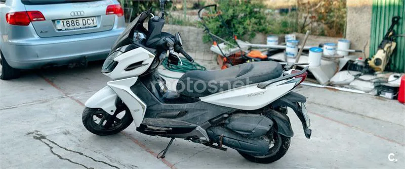 Kymco K-XCT 125i - Vista 4