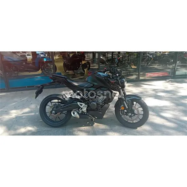 Honda CB125R 3999 € 2023 Sevilla - 1
