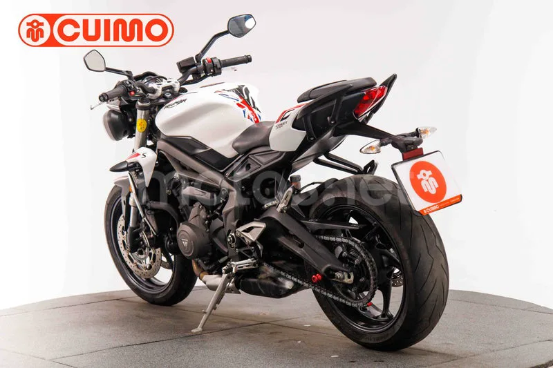 Triumph Speed Triple - Vista 6