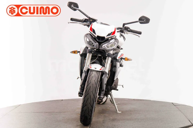Triumph Speed Triple - Vista 10
