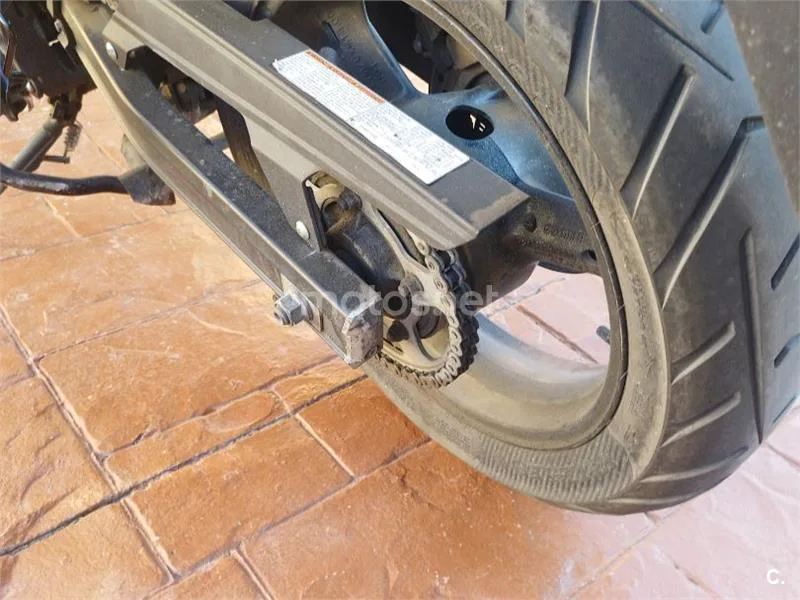 Suzuki V-Strom 650 - Vista 4
