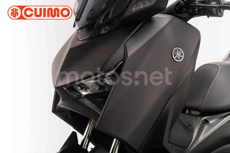 Yamaha XMAX 300 - Vista 21