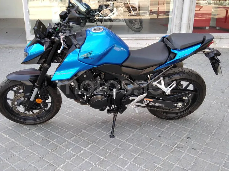 Honda CB750 Hornet 6750 € 2025 Barcelona - 2