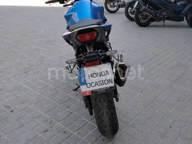 Honda CB750 Hornet - Vista 5