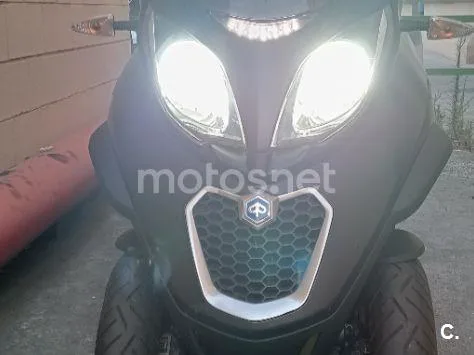 Piaggio MP3 500 LT Sport - Vista 12