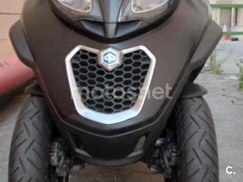 Piaggio MP3 500 LT Sport - Vista 3