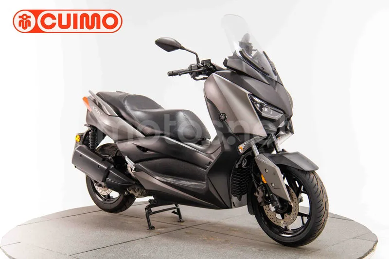 Yamaha XMAX 300 3699 € 2017 Valencia - 1