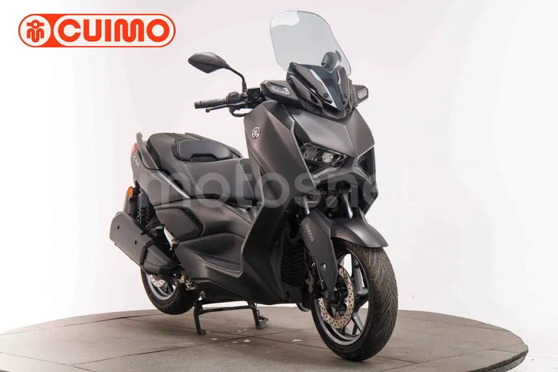 Yamaha XMAX 300 5799 € 2024 Valencia - 1