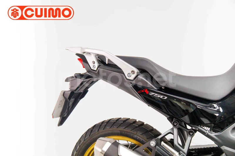 Honda XL750 Transalp - Vista 17