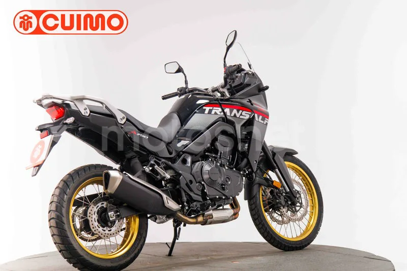 Honda XL750 Transalp - Vista 4