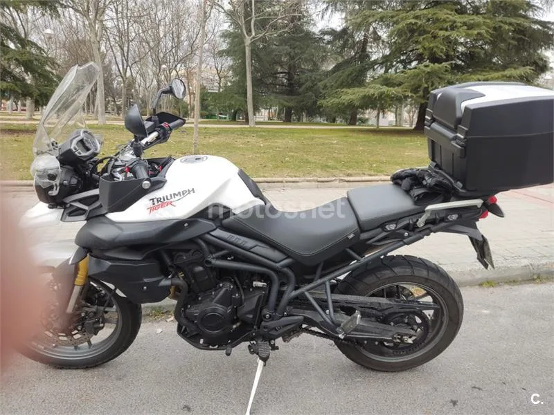 Triumph Tiger 800 - Vista 4