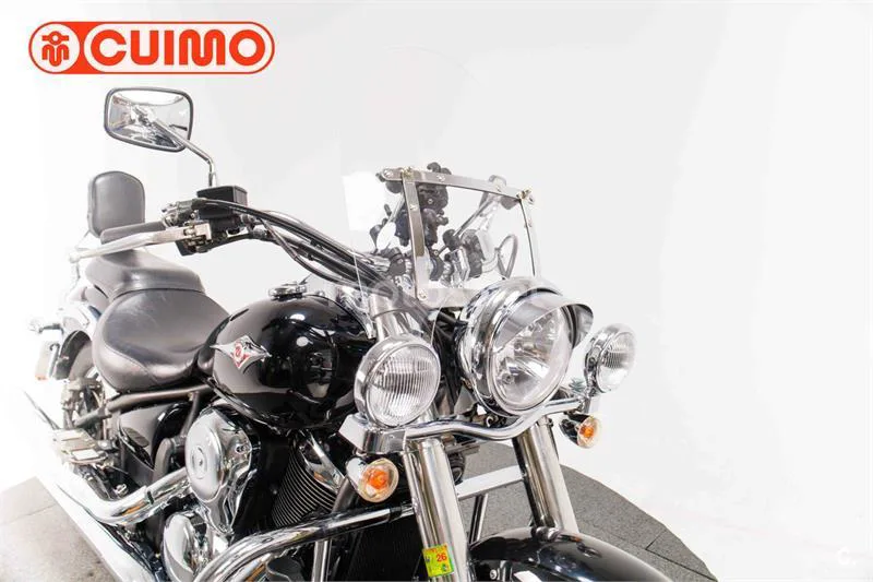 Kawasaki VN900 Classic - Vista 12