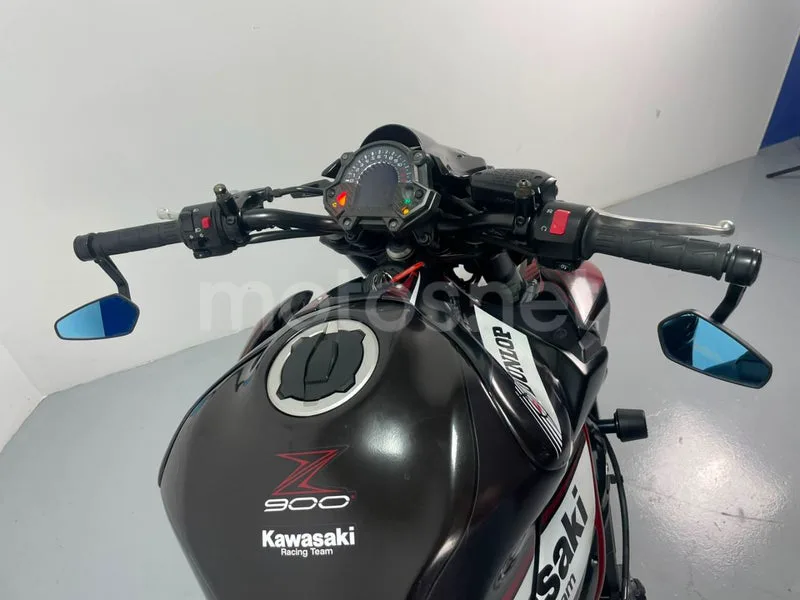 Kawasaki Z900 - Vista 14