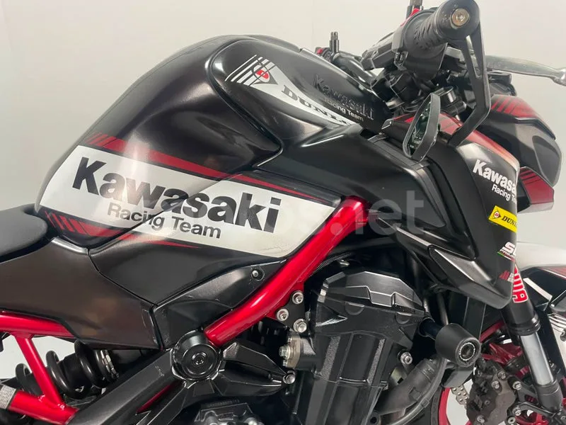 Kawasaki Z900 - Vista 9