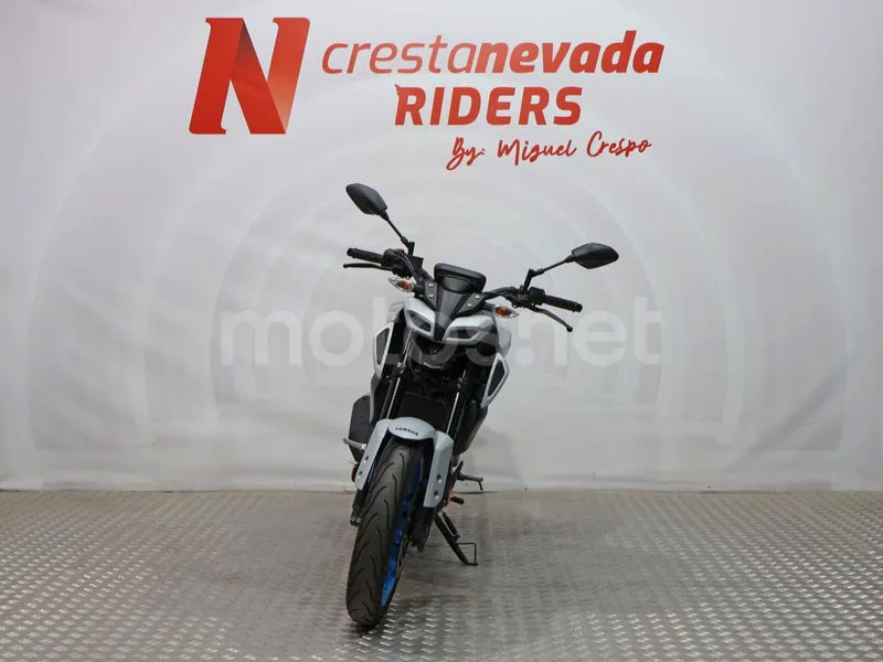 Yamaha MT-125 - Vista 5