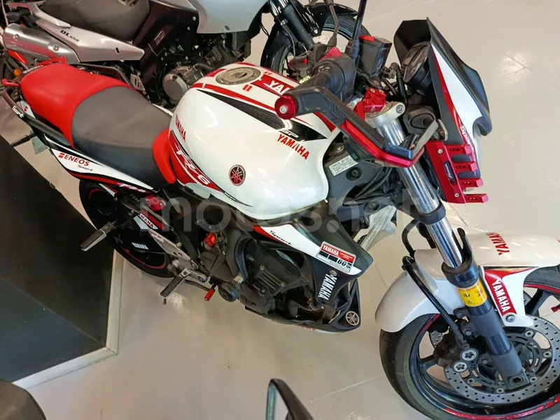 Yamaha FZ6 2490 € 2008 Granada - 1