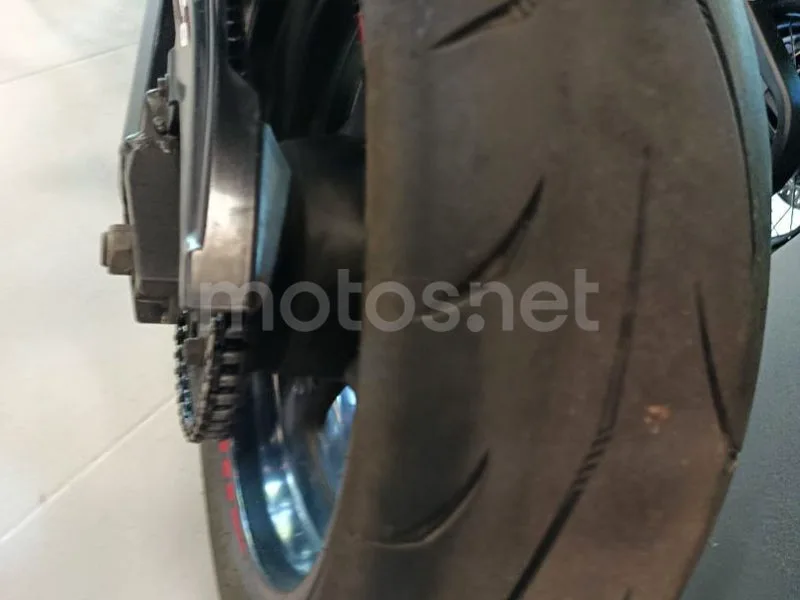 Yamaha FZ6 - Vista 8