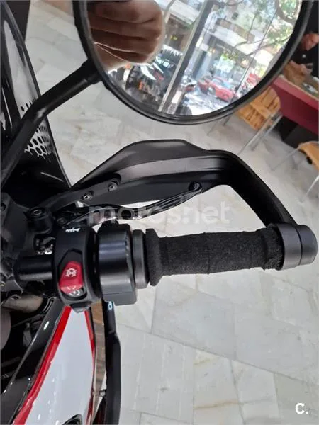 Ducati DesertX - Vista 12