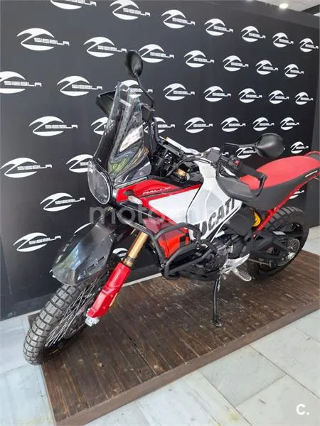 Ducati DesertX - Vista 14