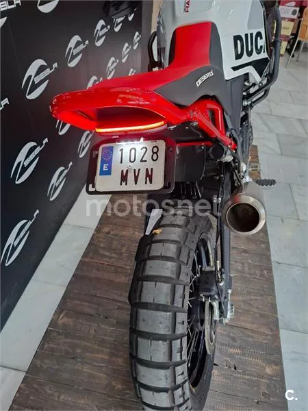 Ducati DesertX - Vista 9