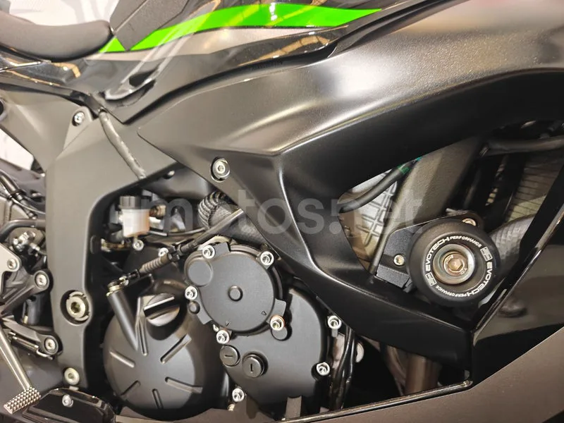 Kawasaki Ninja ZX-6R - Vista 16