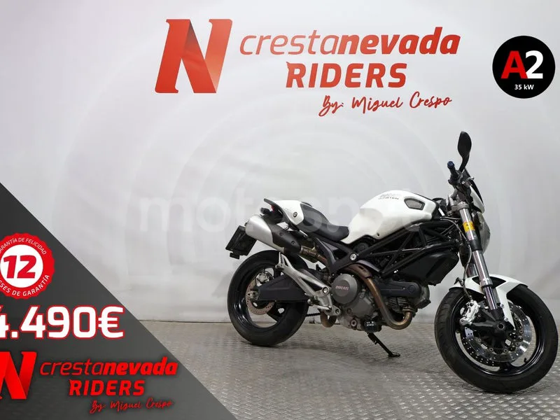 Ducati Monster 696 4490 € 2014 Granada - 1